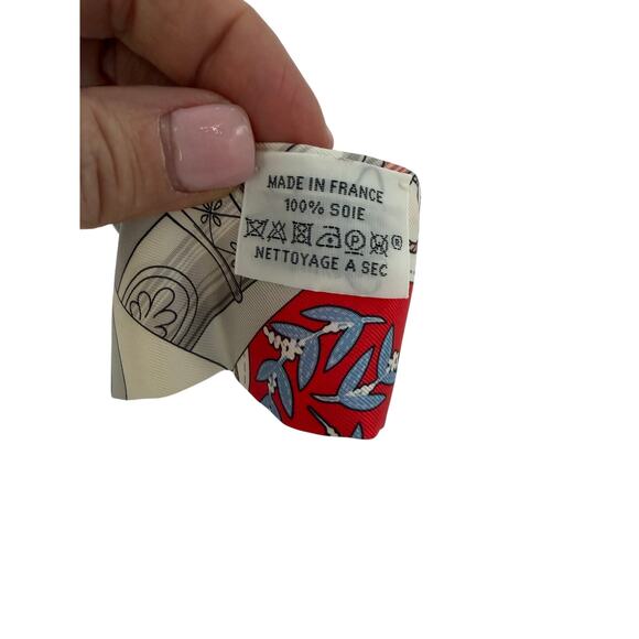 Hermes Cliquetis Twilly in a red - Picture 4 of 5